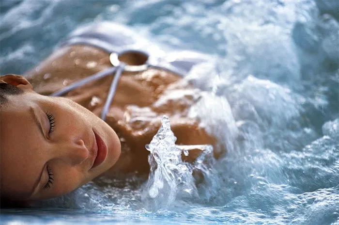 Принимаем гидромассажную ванну правильно